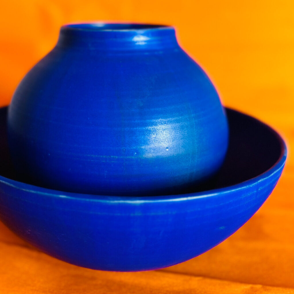 Rescapées Blue Klein Vase & Bowl